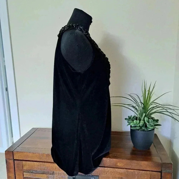 Max Studio Velvet Top Black Size Small Satin Ruffle Formal Sleeveless Women's - Picture 4 of 9